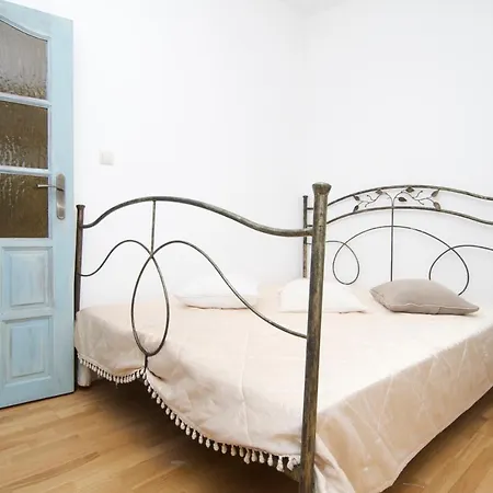 Apartament Mieszkanie W Kamienicy Z Widokiem *